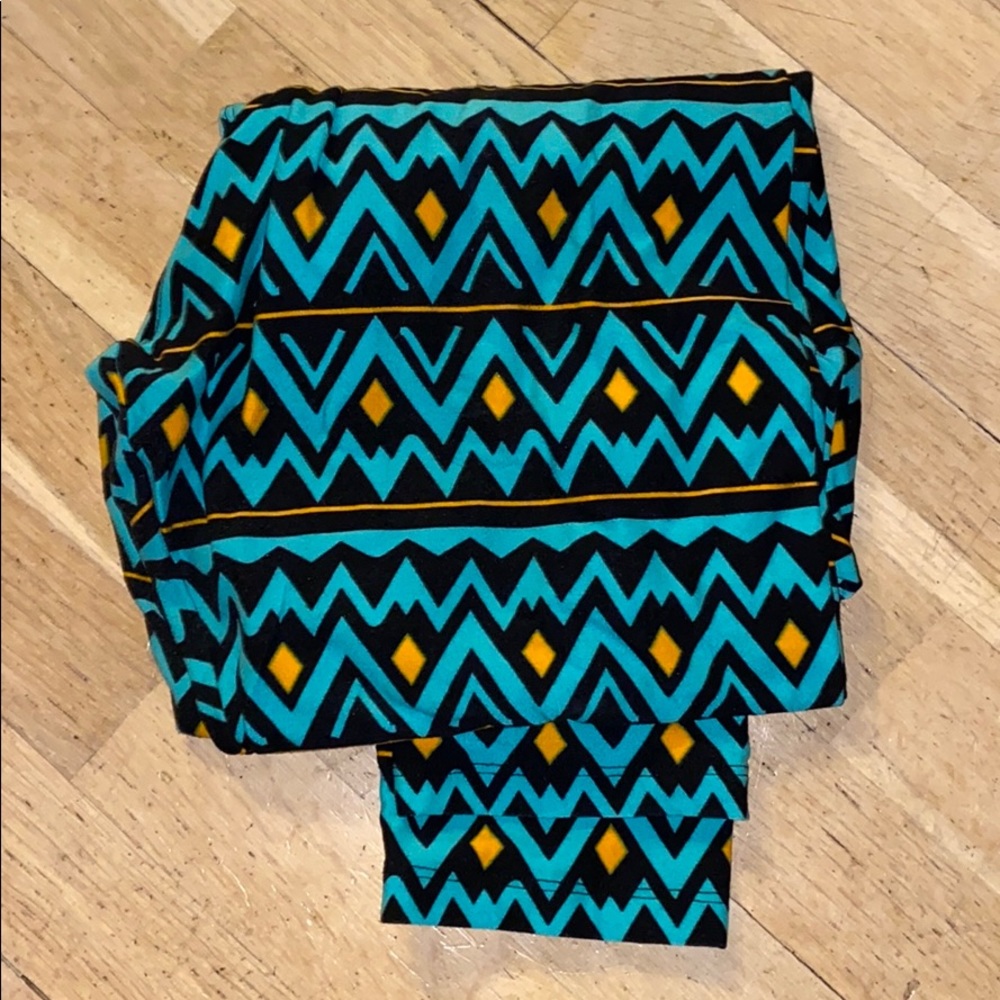 TC LulaRoe leggings- amazing condition
